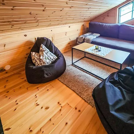 Vakantiehuis Beautiful In Skare With Kitchen